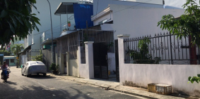 Bán nhà 250m2 cách biển chỉ hơn 1km 2 măt tiền giá 12 tỷ