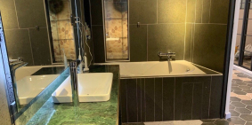 Chính chủ bán gấp nhà mặt tiền khu sân bay P2, Tân Bình, DT 8x23m, giá chỉ 33 tỷ