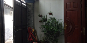 Nhà 1 trệt 2 lầu , dtsd : 180m2 đường số 4 .P. Linh Tây . Quận Thủ Đức