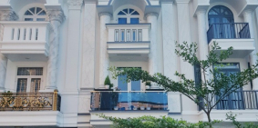 nhà đối diện chợ trảng bàng tây ninh 1 trệt 3 lầu 3.1 tỷ