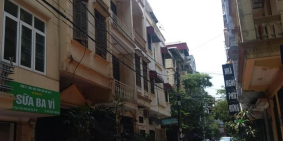 BÁN NHÀ  PHÂN LÔ, Ô TÔ TRÁNH, QUAN HOA,CẦU GIẤY.GIÁ RẤT HỢP LÝ