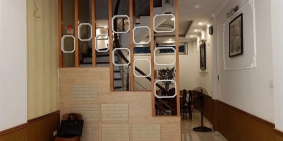 Bán nhà mặt ngõ Trung Kính  – Kinh doanh sầm uất – Nhỉnh 5 tỷ