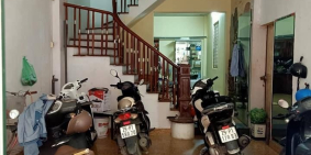 Bán nhà mới 5 tầng phố Tây Sơn, ngõ thông thoáng, an ninh cao 42m2 giá 3,6 tỷ.