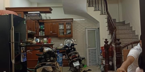 Bán nhà Tây Sơn 34m2*5T đẹp giá 2.8 tỷ. LH:0923 829 272.