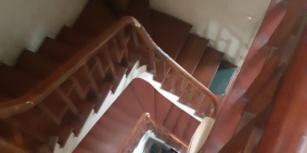 Bán nhà Đê La Thành nhỏ Chợ Thổ Quan Đống Đa kinh doanh nhỏ