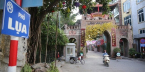 CẦN BÁN NHÀ VẠN PHÚC HÀ ĐÔNG DT40X4TX5,4MT. LÔ GÓC, Ô TÔ ĐỖ CỬA, LÀM VP, KD TỐT.