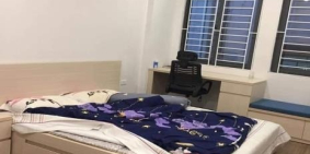 Bán nhà rẻ 28m2*6T cách đường ô tô chỉ 20m phố 403 Bạch Mai giá chỉ 2.4 tỷ