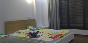 Bán nhà cực đẹp Nguyễn Đức Cảnh, phía trước sân vườn, 51m2 giá 3.6 tỷ.