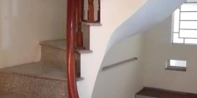 Bán nhà phố Đại Từ 30m 5T giá 2,4 tỷ SĐCC