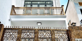 Nhà phố mới hoàn thiện mặt tiền hẻm xe hơi 98 Bùi Văn Ba, P. TTĐ, Q7