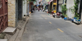 Chính chủ cần bán nhà HXH ngay trung tâm P1 khu vip Phan Xích Long, Phú Nhuận.