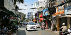 Bán gấp nhà đường Bùi Thị Xuân,Tân Bình,70m2,4 tầng,giá 6.8 tỷ.