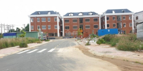 Còn 1 lô duy nhất tại KDC Phú Hồng Thịnh Thuận An giá chỉ 20tr/m2 gồm2 mặt tiền