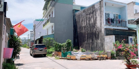 bán lô đất góc 6x12 quận 9,shr,giá 3,3 tỷ,còn tl