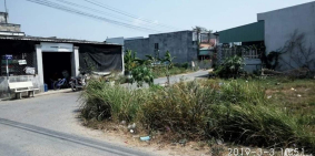 Cần bán gấp lô góc 150m2 trong khu dân cư hiện hữu, giá 699tr, xây dựng tự do