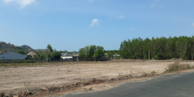 Bán dự án 1,4 mẫu,có sẵn 3 con đường 6m,khu dân cư,view sông,thích hợp phân lô