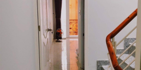 Cần cho thuê gấp nhà hẻm 145 Nguyễn Thiện Thuật,DT: 51m2, vị trí trung tâm , kin