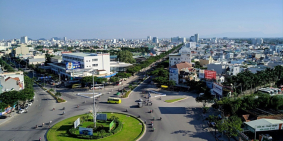 Văn phòng cho thuê view sân bay Đà Nẵng, mặt tiền đường 34m. LH 0935 578 561