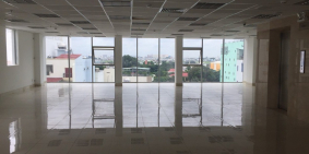 Văn phòng cho thuê giá rẻ gần sân bay, diện tích 200m2, giá chỉ 335 nghìn/m2
