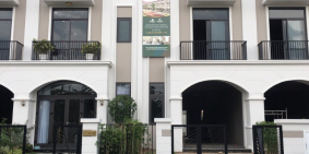 Nhà phố biệt thự giáp chân Cầu Lớn Hocmon 775tr sở hữu liền,CK 5% trả chậm 18Thá