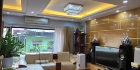 CỰC HOT! Bán nhà phân lô ô tô Q. Hoàng Mai 65m, 5 tầng, MT 5m, giá rẻ bất ngờ