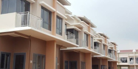 Bán căn nhà phố y hệt trong ảnh ngay mặt chợ, ring quà xe SH về, gần ĐH Việt Đức