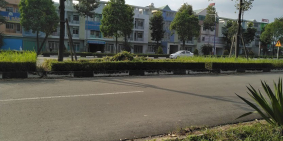 Cần Bán Căn Nhà Lầu Sổ Sẵn đường Lớn (rộng 62 m với 10 làn xe) giá tổng 2 tỷ 8