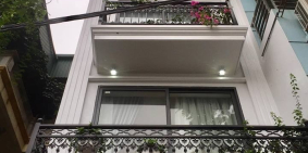 Bán nhà Yên Bái 2, HBTrưng, Vỉa hè siêu rộng, KD quá đẹp, DT 42m, giá 13.5 tỷ