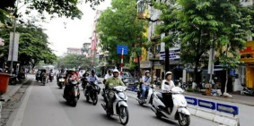 CẦN BÁN NHÀ MẶT PHỐ HUẾ, DT: 56M2, MT: 6M, SĐCC, GIÁ BÁN 32 TỶ (VỊ TRÍ VÀNG)