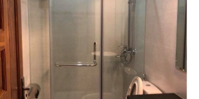 view hồ Ngọc Lâm 50m2 5tầg MT6m 4.1 tỷ tặng nội thất.