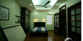 Mặt phố Ngọc Lâm – Phố ẩm thực 46m2 Mt5m 5 tầng 4.1 tỷ KD đỉnh cao.