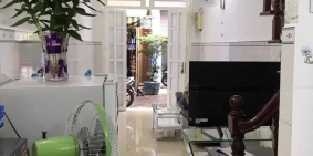 Cần bán nhà gần mặt tiền 3 tháng 2 quận 10 giá 4 tỷ, thương lượng