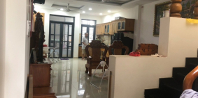 Cần Bán Nhà Mặt Tiền Kinh Doanh Đường Nguyễn Duy Trinh Quận 9