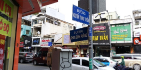 Bán nhà mặt tiền Phan Đình Phùng, 81m2, 5 lầu, 26 tỷ 5