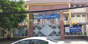 Bán nhà hẻm xe hơi Đặng Văn Ngữ, 4.5x13.5m, Giá rẻ bèo