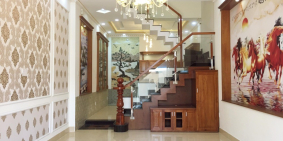 Bán nhà cực đẹp, hẻm xe hơi, 1 trệt 2 lầu sổ hồng riêng