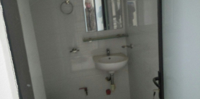 Bán gấp nhà 4,5 tầng DT 38,5m MT4m tại ngõ 193 Phú Diễn