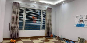 Bán gấp nhà ngõ 575 Kim Mã giảm mạnh chào hàng ! Từ 5.2 chỉ còn 4.9 tỷ !!