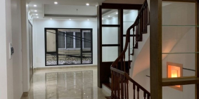 Bán nhà Núi Trúc 45m2, 4tầng, ngõ rộng, 30m ra ô tô tránh, 4.6 tỷ.