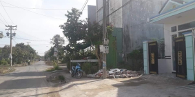 BÁN NHÀ CẤP 4 XÂY MỚI CHƯA Ở ( ĐÔNG THUẬN, BÌNH MINH)