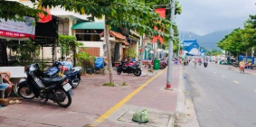 Bán nhà đất mặt tiền biển Côn Đảo,dt 124 m2 giá 13.5 tỷ (thương lượng)