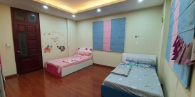 Bán nhà đẹp 38m2 Phương Mai, quận Đống Đa, lô góc 3 mặt thoáng, ngõ rộng 3m.