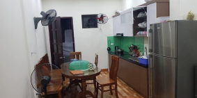 Bán nhà Trương Định, Hoàng Mai, 40m, 4 T, MT 4m, giá 2.4 tỷ, 2 mặt thoáng