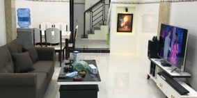 Xuất cảnh Cần bán gấp nhà hẻm xe hơi  Q.10 1 trệt  2 lầu