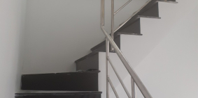 Bán nhà 1 trệt 1 lầu đường Lương Văn Can p15 q8 giá 1 tỷ 850 SHR