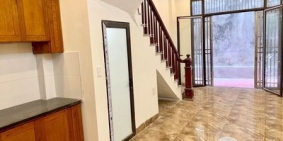 NHÀ ĐẸP NHƯ MỚI – GẦN TÂY HỒ - XEM LÀ MÊ !