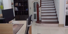 Chính chủ cho thuê biệt thự 180m * 3.5 tầng mặt phố Cao Xuân Huy. Gía thuê 27 tr