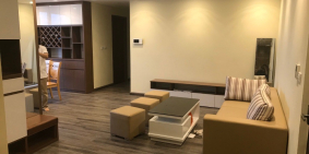 Cho thuê căn hộ Hong Kong Tower Đê La Thành, 124m2, full NT, giá tốt