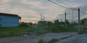 - BÁN NỀN đối diện vòng xoay lớn kdc minh linh phường 5 vĩnh long