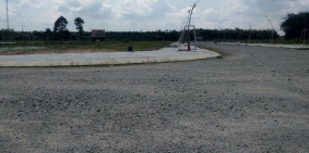 bán gấp lô đất ngay trung tâm bến cát